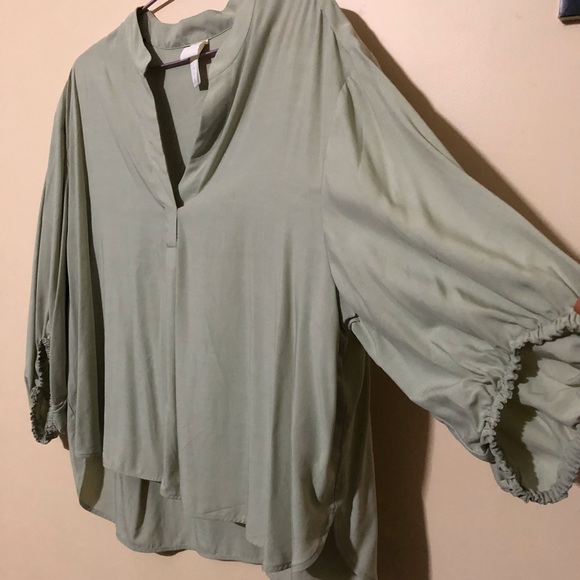 H&M Tops - H&M sage green blouse